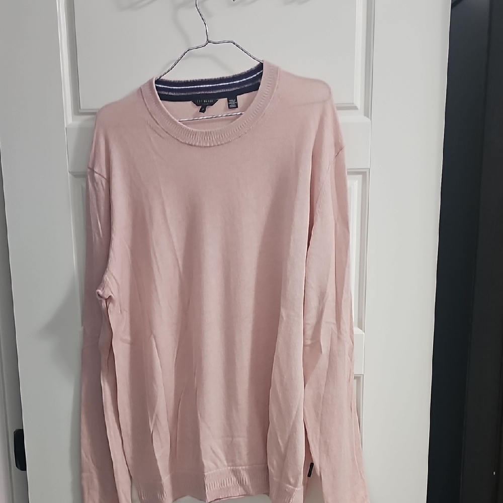 Ted Baker London V-Neck Sweater in Soft Pink